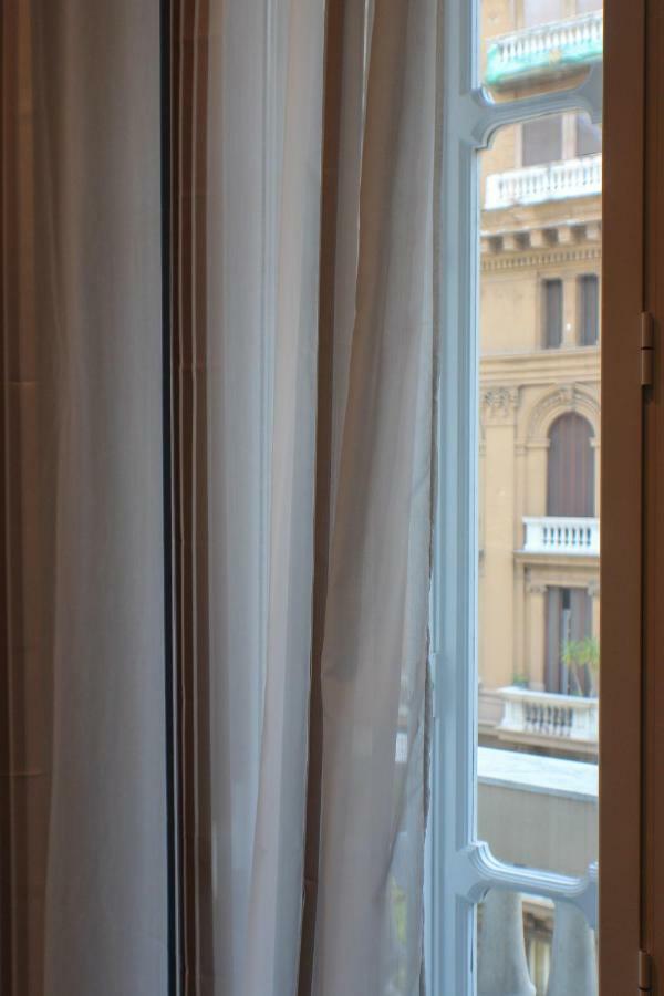 Hotel Be Italian Flat Piazza Bovio 22 Neapel Exterior foto